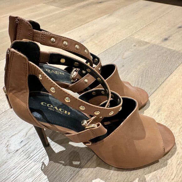 COACH TAN                 SIZE 7 US - Picture 3 of 3